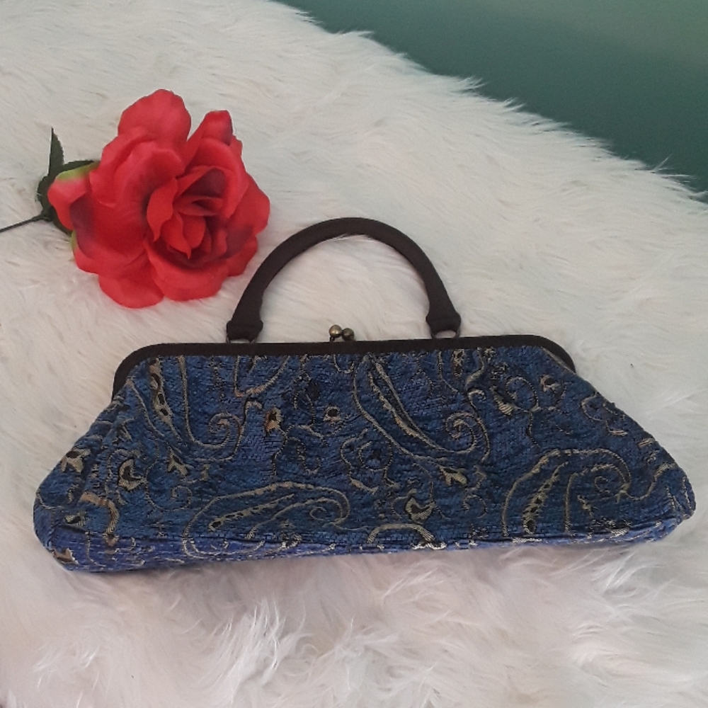 PRICE DROP TODAY BEAUTIFUL CHENILLE PURSE